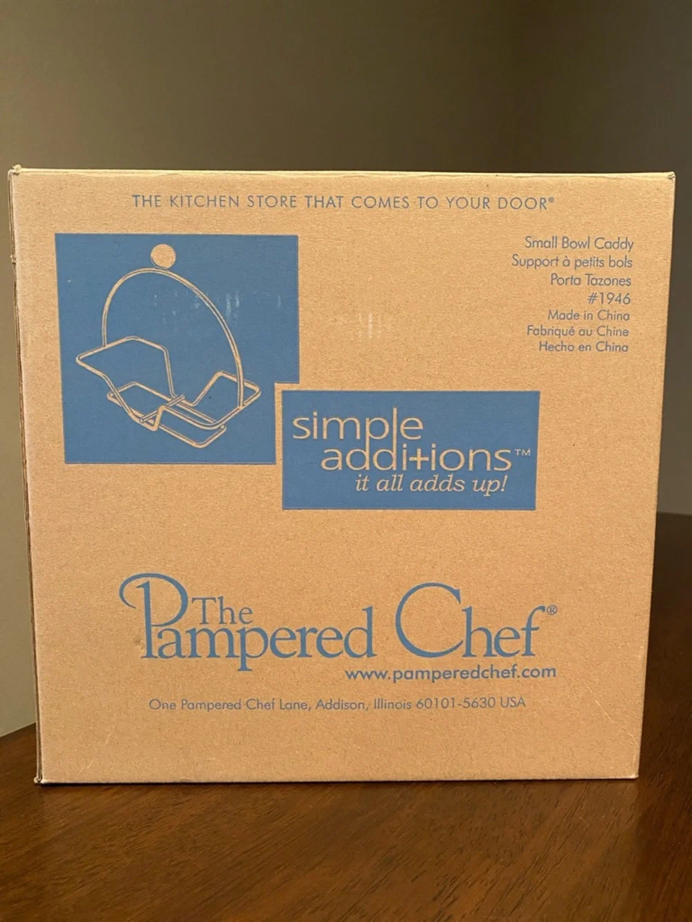 NIB- The Pampered Chef White Ceramic Double Serving Dishes w/ Silver Metal Stand